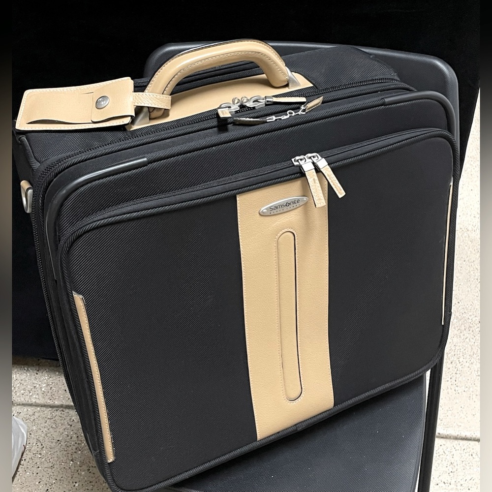 Samsonite Black label carry on luggage - nylon and Tan leather